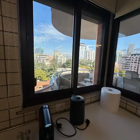 Apartment Luxury Bllok Tirana